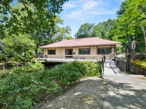 19 Eaglehead Terrace 4, Shrewsbury MA 01545