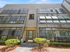 19 Eaglehead Terrace 4, Shrewsbury MA 01545