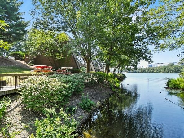 19 Eaglehead Terrace 4, Shrewsbury MA 01545