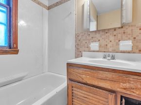 42 Myrtle St, Norwood MA 02062