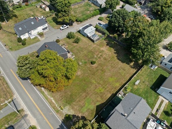 74 Elm St, Marshfield MA 02050