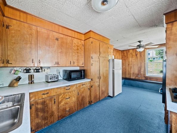 74 Elm St, Marshfield MA 02050