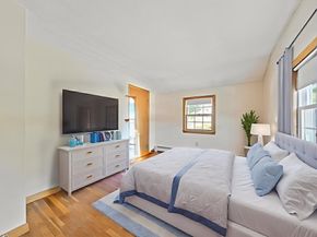 74 Elm St, Marshfield MA 02050
