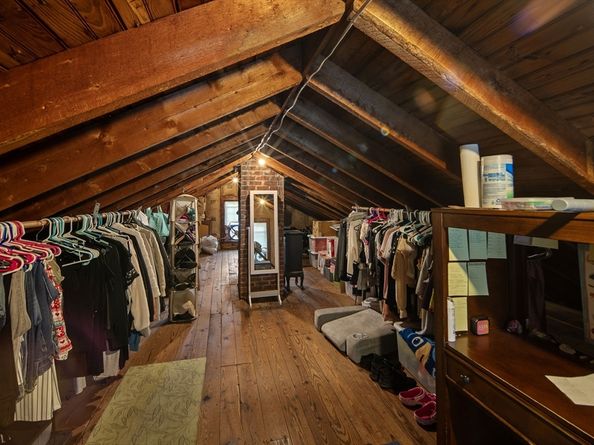 15 E Grove St, Middleboro MA 02346