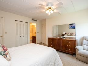 3 Ledgewood Way 6, Peabody MA 01960