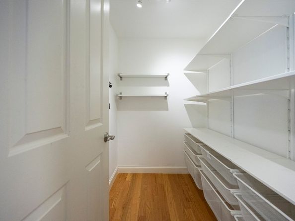 105 Watertown St 105, Watertown MA 02472