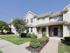 105 Watertown St 105, Watertown MA 02472