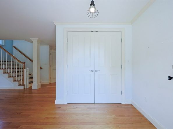 105 Watertown St 105, Watertown MA 02472