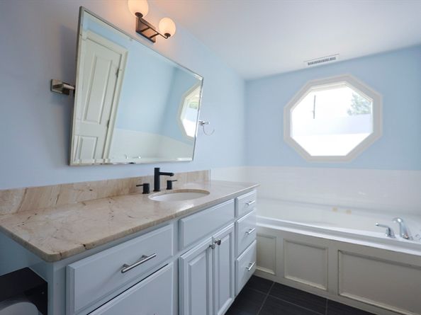 105 Watertown St 105, Watertown MA 02472