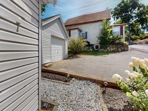 7 Penny Hill Rd, Melrose MA 02176