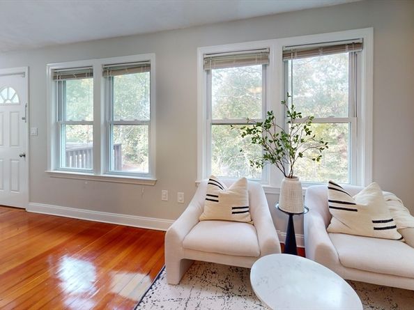 7 Penny Hill Rd, Melrose MA 02176