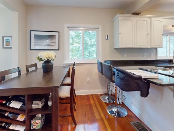 7 Penny Hill Rd, Melrose MA 02176