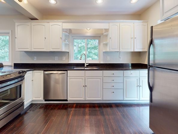 7 Penny Hill Rd, Melrose MA 02176