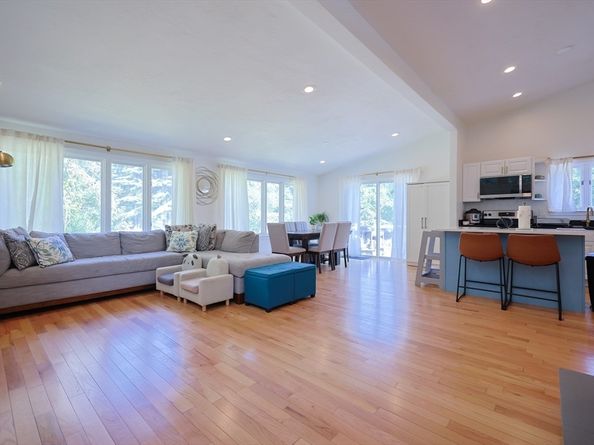 238 Brewer Street, Northborough MA 01532