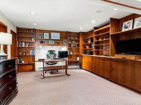5 Elmwood Rd, Marblehead MA 01945