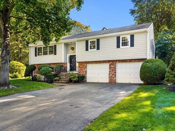 5 Elmwood Rd