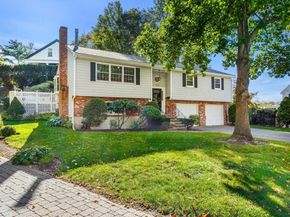 5 Elmwood Rd, Marblehead MA 01945