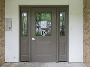 18 Shadowbrook Lane 40, Milford MA 01757