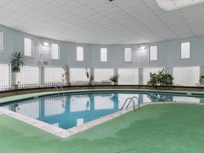 18 Shadowbrook Lane 40, Milford MA 01757