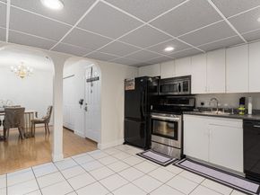 18 Shadowbrook Lane 40, Milford MA 01757