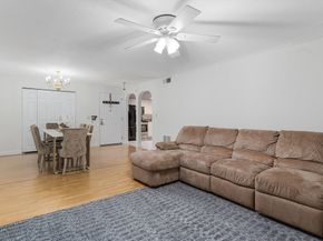 18 Shadowbrook Lane 40, Milford MA 01757