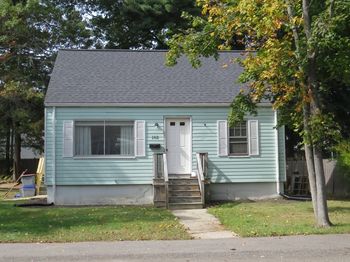 102 Ewing Dr