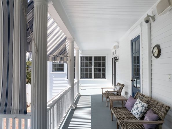 35 North St, Mattapoisett MA 02739