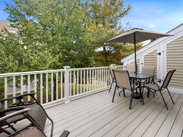 108 Abington Rd 108, Danvers MA 01923