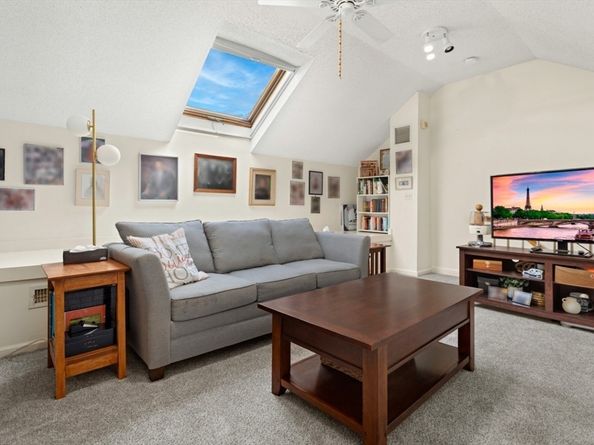 108 Abington Rd 108, Danvers MA 01923