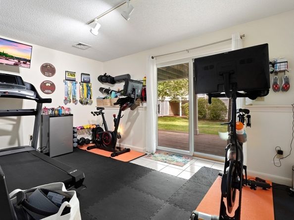 108 Abington Rd 108, Danvers MA 01923