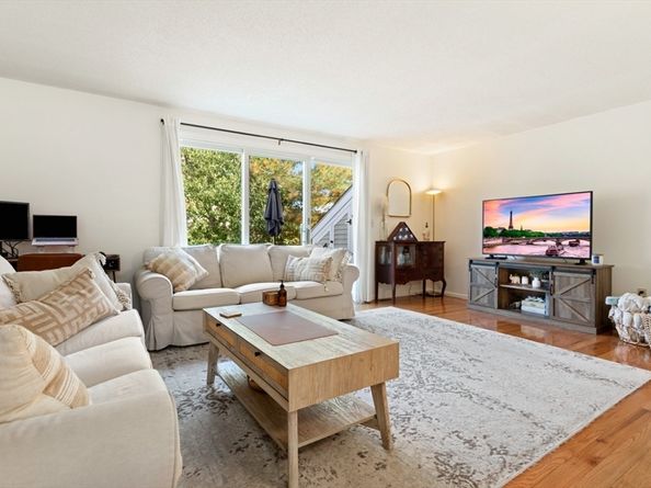 108 Abington Rd 108, Danvers MA 01923