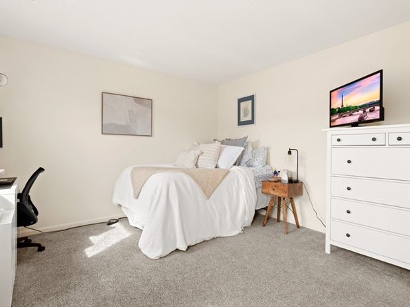 108 Abington Rd 108, Danvers MA 01923