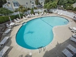 108 Abington Rd 108, Danvers MA 01923