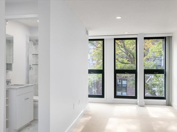 42 8th Street 5316, Boston MA 02129