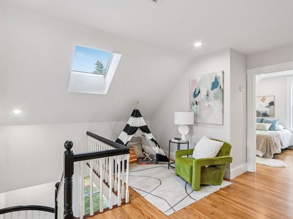 183 Temple St, Boston MA 02132