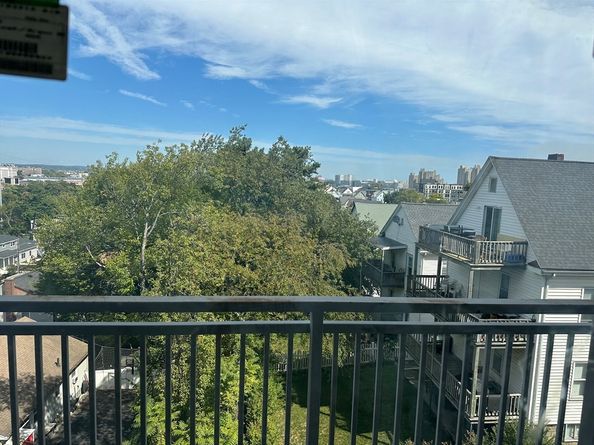 10 Franklin Ave 405, Revere MA 02151