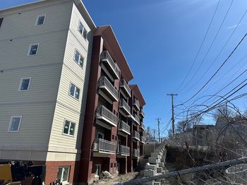10 Franklin Ave