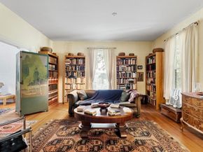 41 Dearborn St, Salem MA 01970