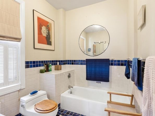 41 Dearborn St, Salem MA 01970