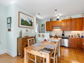 41 Dearborn St, Salem MA 01970