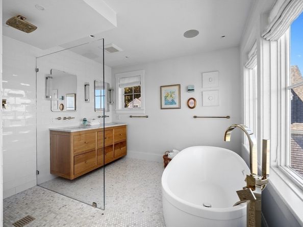 93 Kimball Beach Rd, Hingham MA 02043