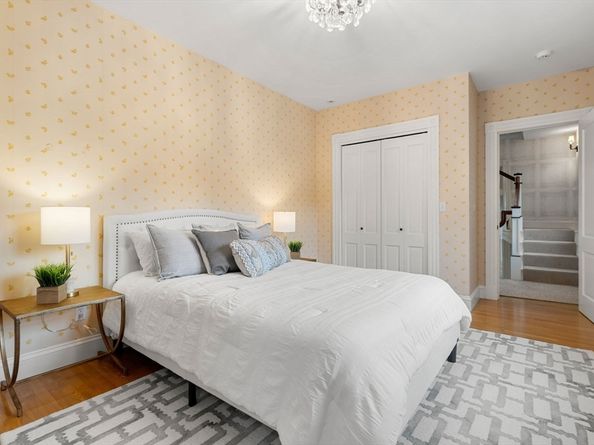 36 Allerton St, Brookline MA 02445