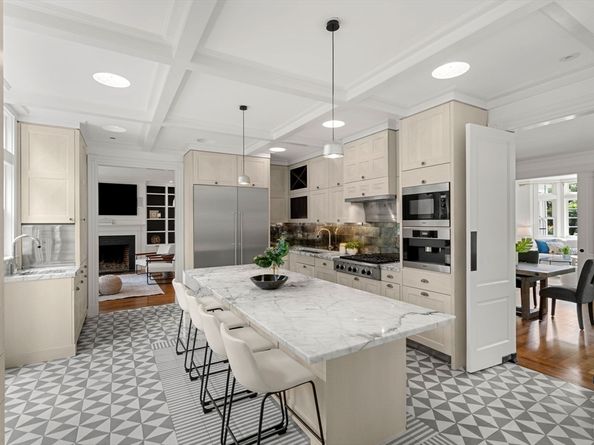 36 Allerton St, Brookline MA 02445