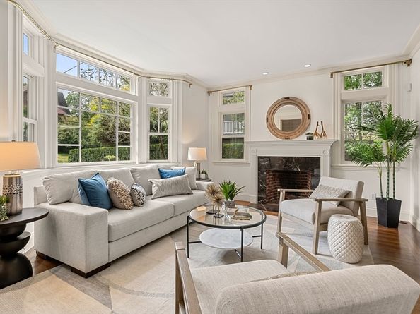 36 Allerton St, Brookline MA 02445