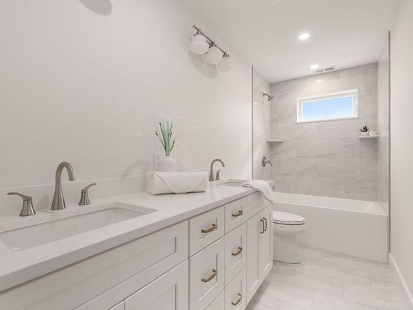 172 Westminster Ave 1, Watertown MA 02472