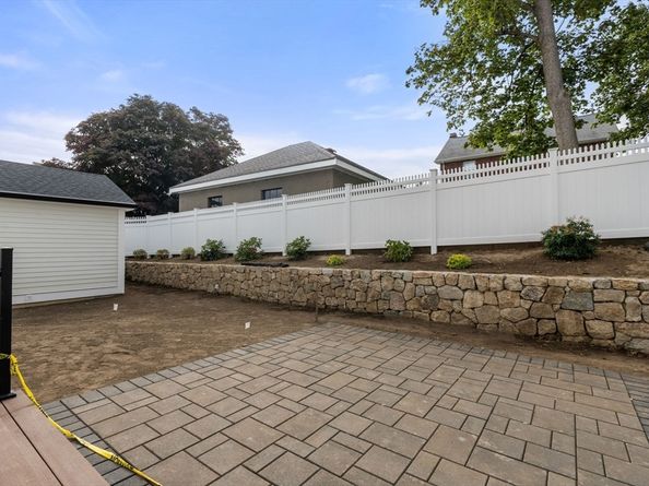 172 Westminster Ave 1, Watertown MA 02472