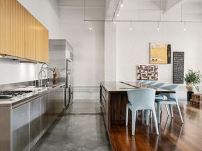 42 Chauncy 8A, Boston MA 02111
