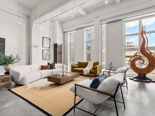 42 Chauncy 8A, Boston MA 02111