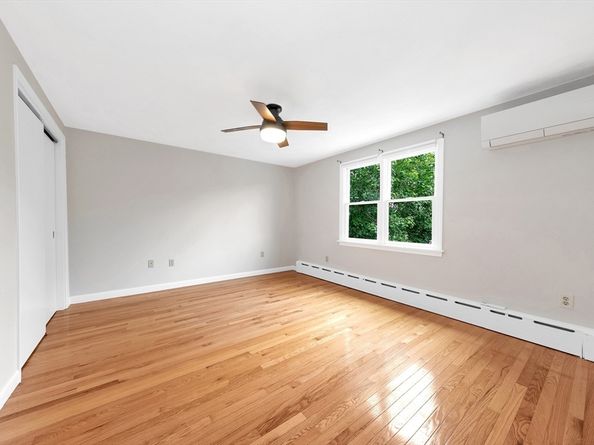 18 Cherry St, Gloucester MA 01930