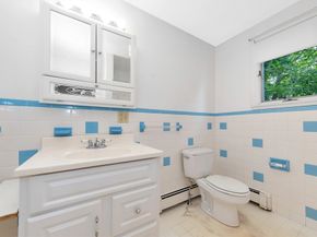 18 Cherry St, Gloucester MA 01930